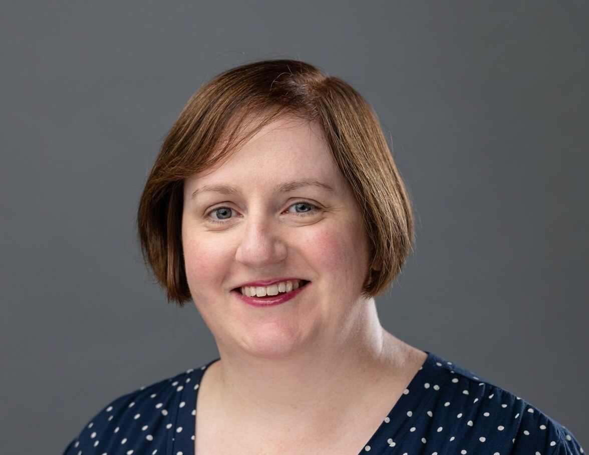 Sarah Gold Section Chair