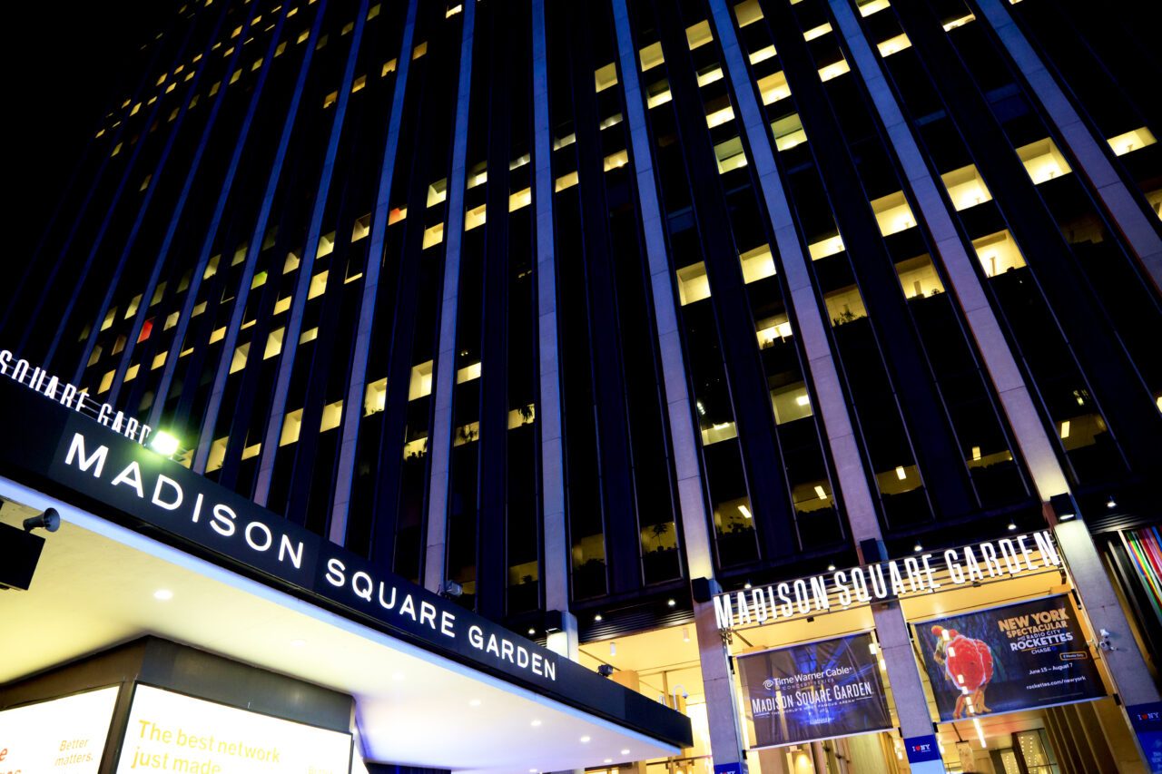 Madison Square Garden bans lawyers