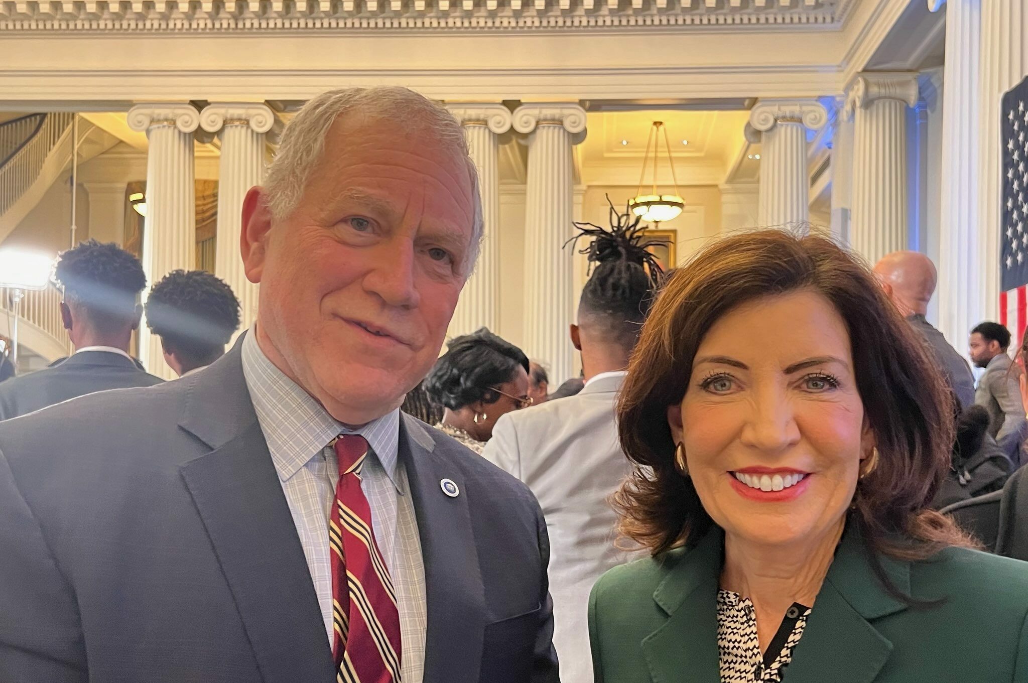 new-york-state-bar-association-commends-gov-hochul-and-legislature-for