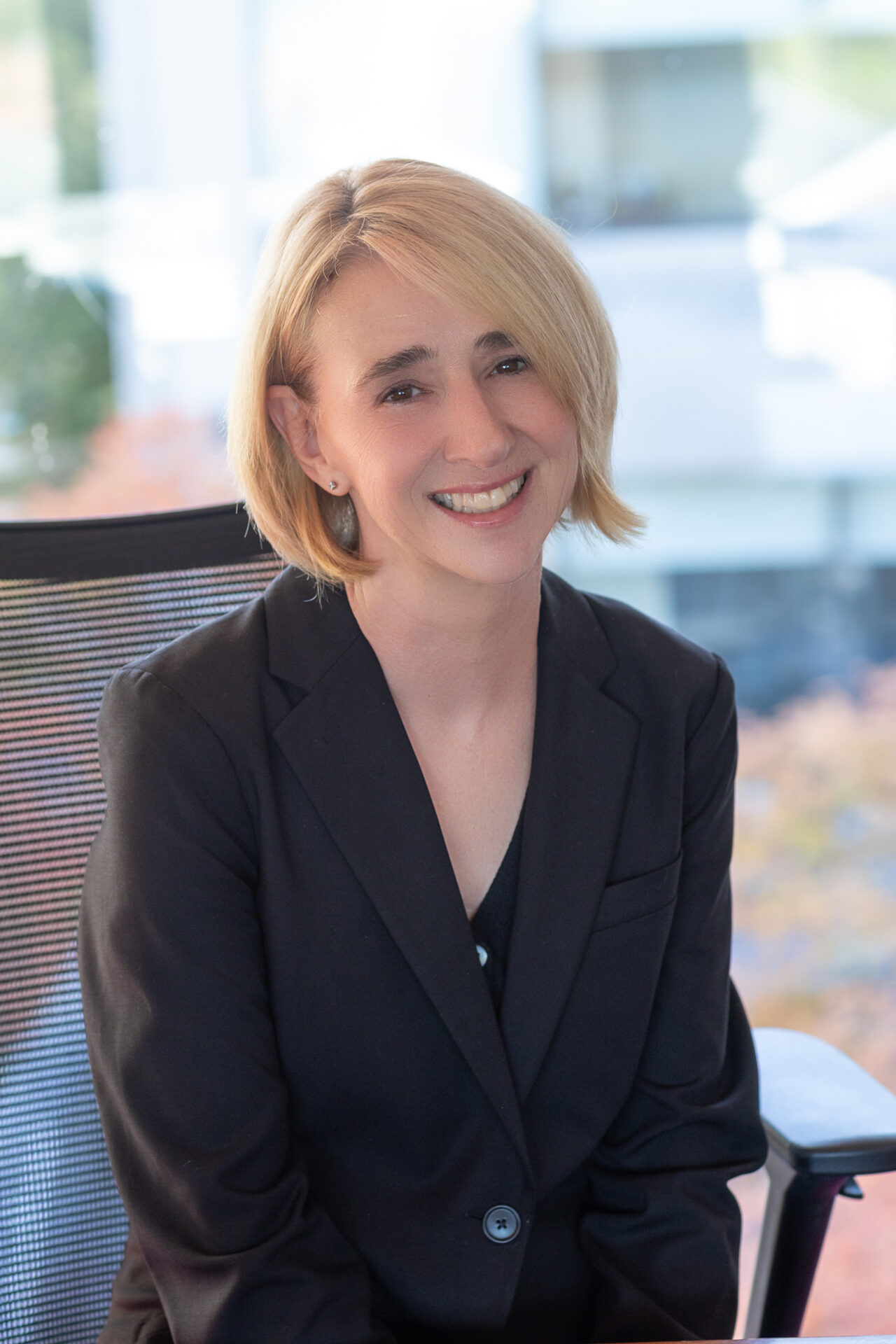 Pam McDevitt Headeshots 10 10 25-5 copy