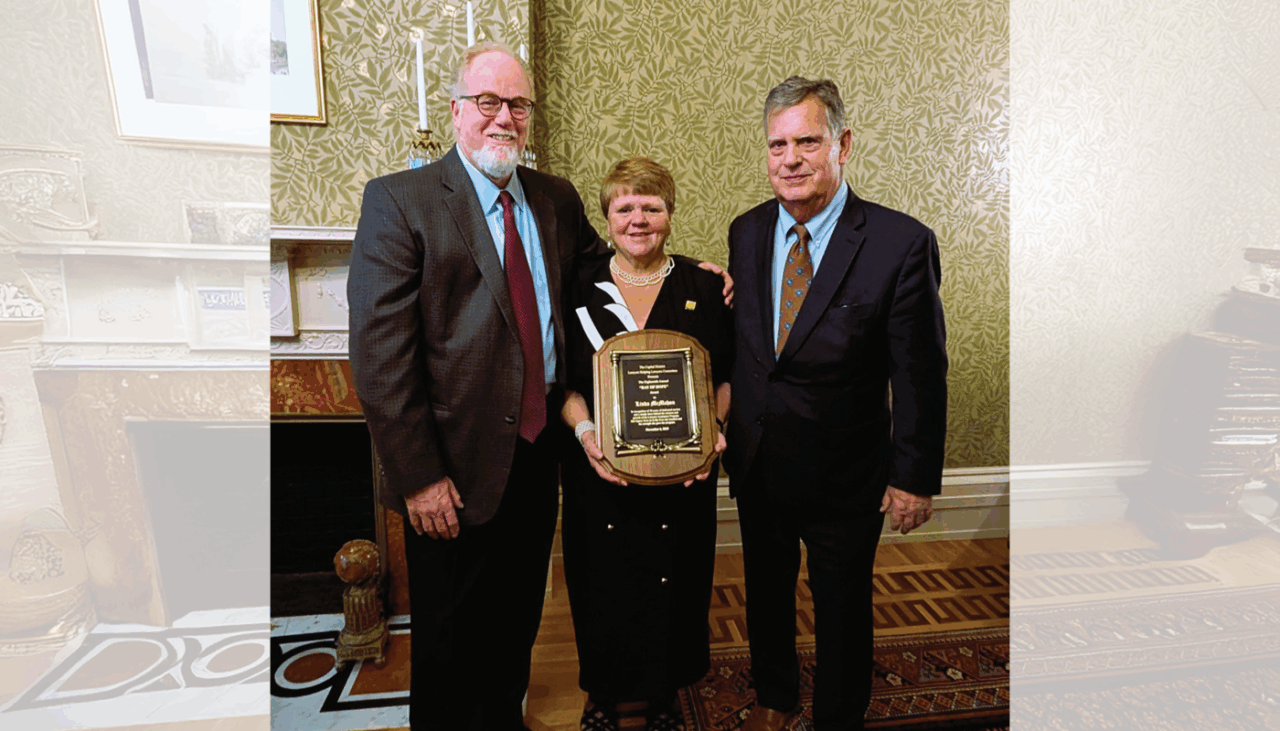 Linda McMahon with John Rodgers and Richard Wallace_1400
