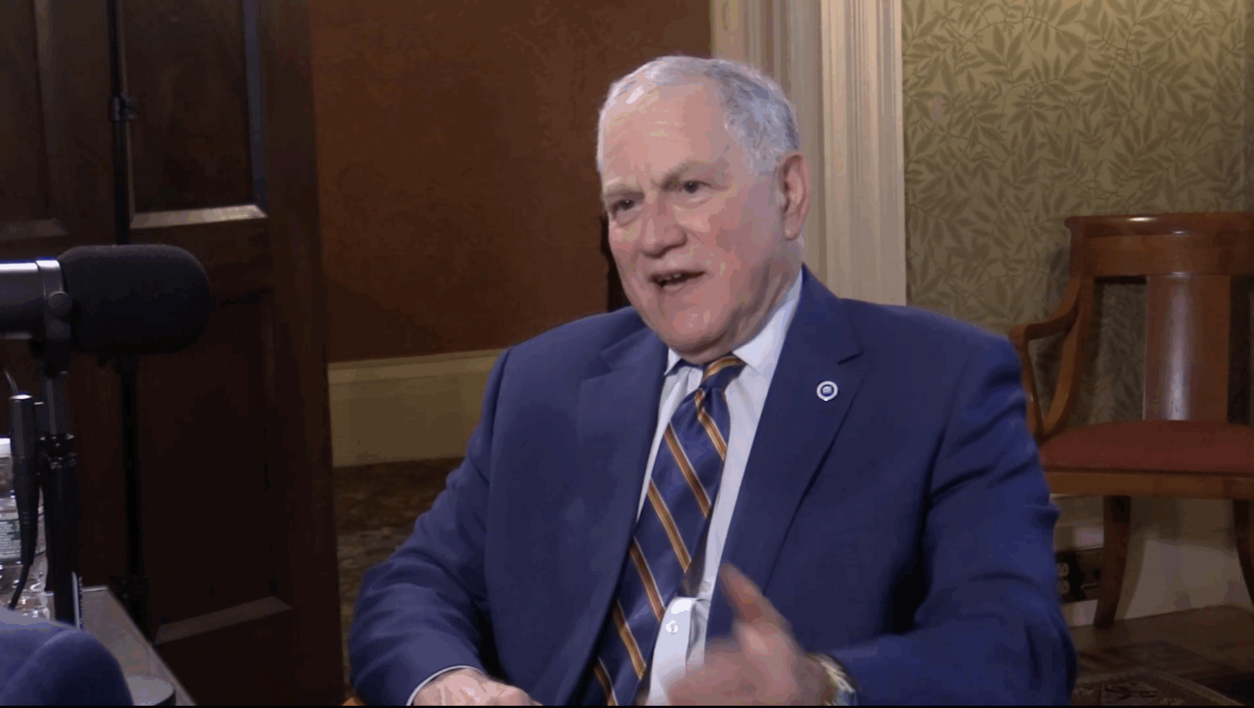 Richard Lewis Reflects