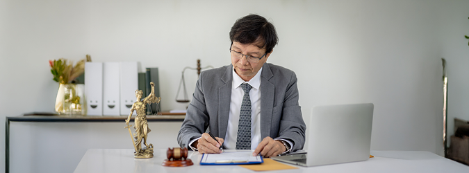 Day in the Life of a Torts Insurance and Compensation Lawyer_675