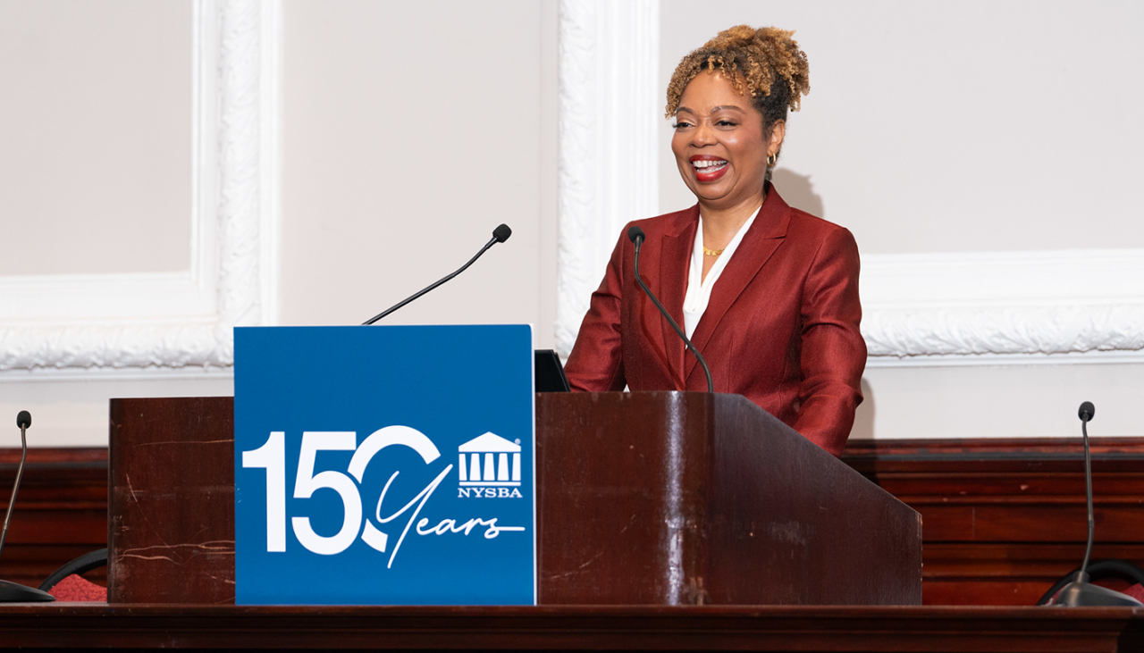 Taa Grays podium swearing in_1400